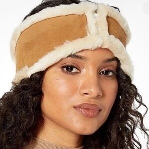 UGG classic  Shearling Headband in Cream and Brown reversible L/XL- NEW with Tag